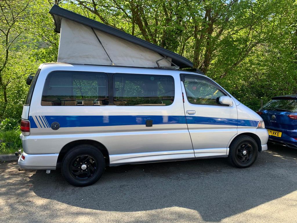 
								1997 Toyota Hiace Regus Camper Van 3.0L Diesel – £1450 full									