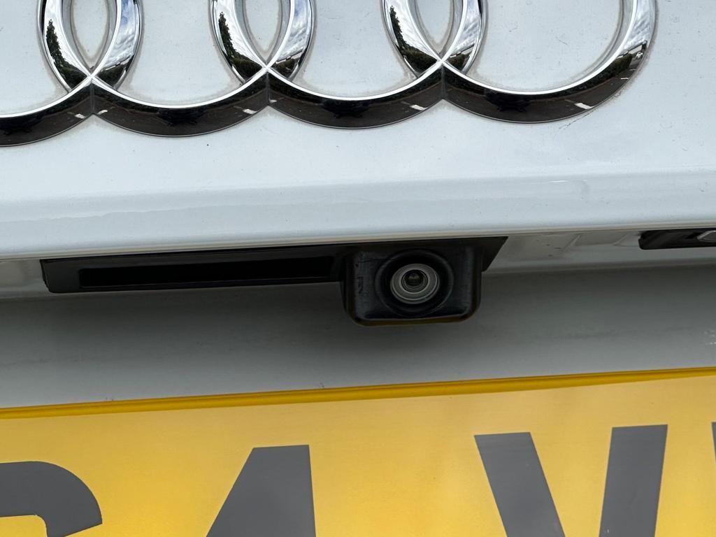 
								2014 Audi A3 1.4L TFSI CoD Sport Sportback S – £1600 full									