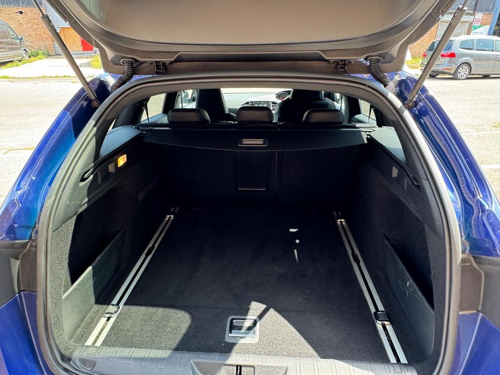 
								2015 Peugeot 308 SW 2.0L BlueHDi GT – £1400 full									