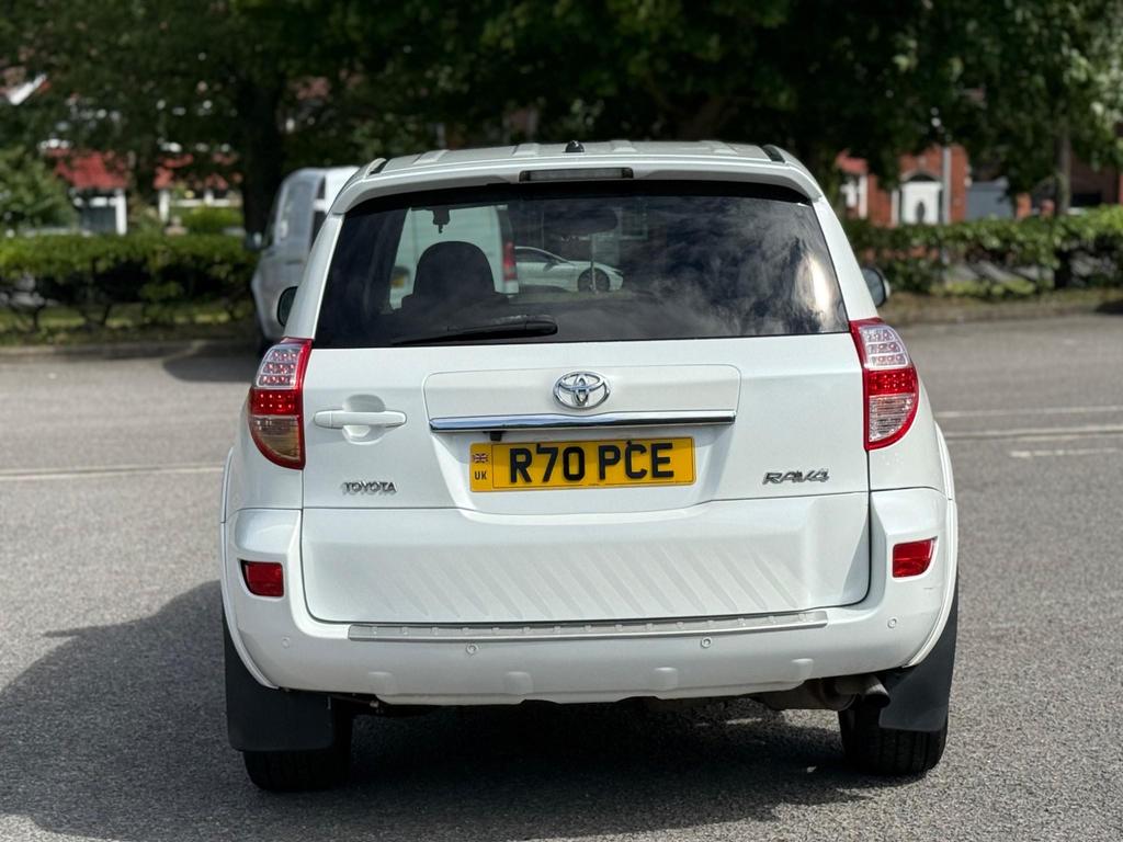 
								2011 Toyota RAV4 2.2L D-CAT SR – £1680 full									