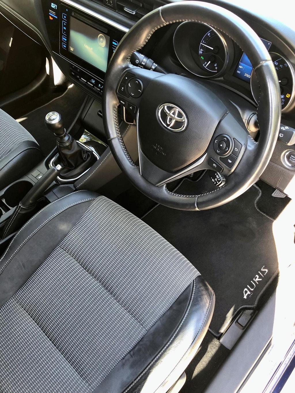 
								2016 Toyota Auris 1.2L VVT-i Excel – £1720 full									