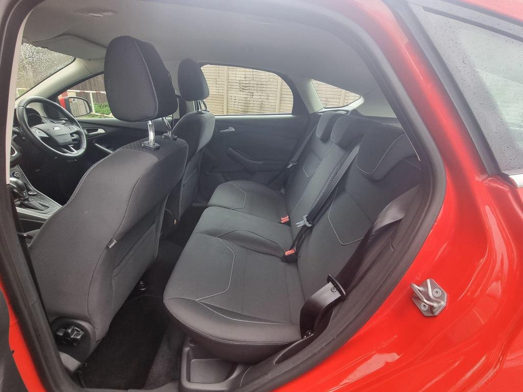 
								2016 Ford Focus 1.0T EcoBoost Zetec – £1645 full									