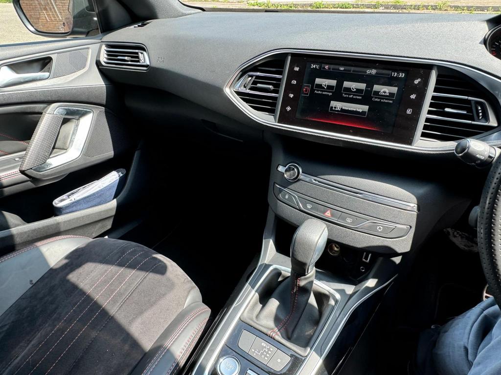 
								2015 Peugeot 308 SW 2.0L BlueHDi GT – £1400 full									