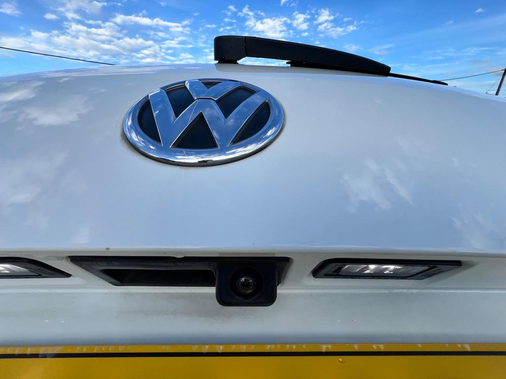 
								2015 Volkswagen Touran 1.4L TSI BlueMotion – £1650 full									