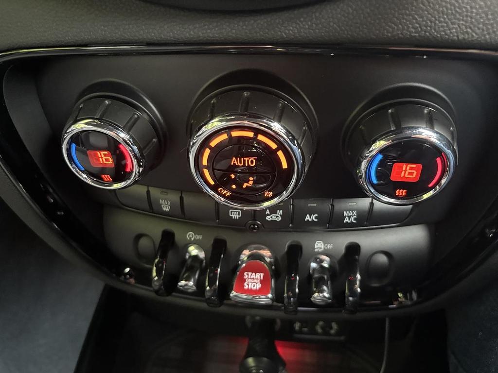 
								2016 MINI Clubman Cooper S 2.0L Estate – £1700 full									