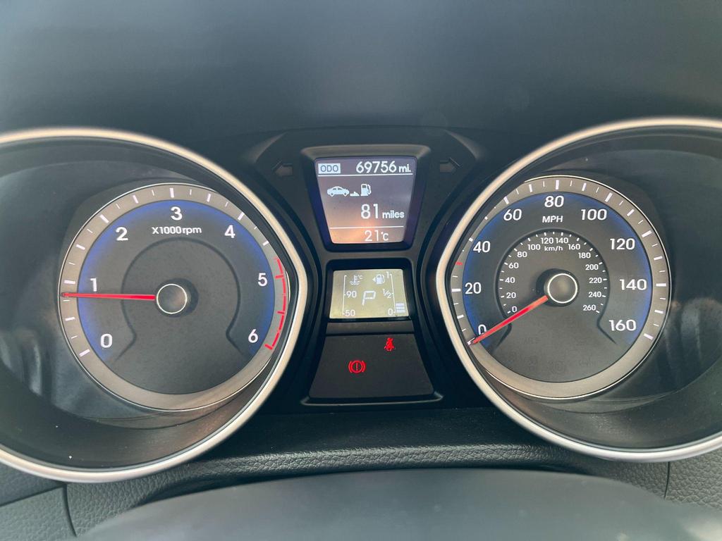 
								2013 Hyundai i30 1.6L CRDi – £1250 full									