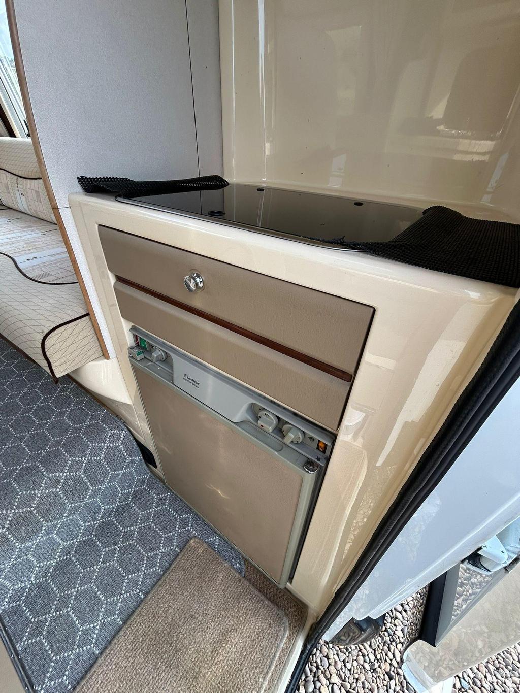 
								2005 Auto-Sleepers Mezan 2.0L HDI – £3700 full									