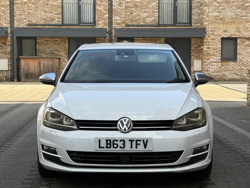 
								2013 Volkswagen Golf 1.4L TSI BlueMotion – £1500 full									