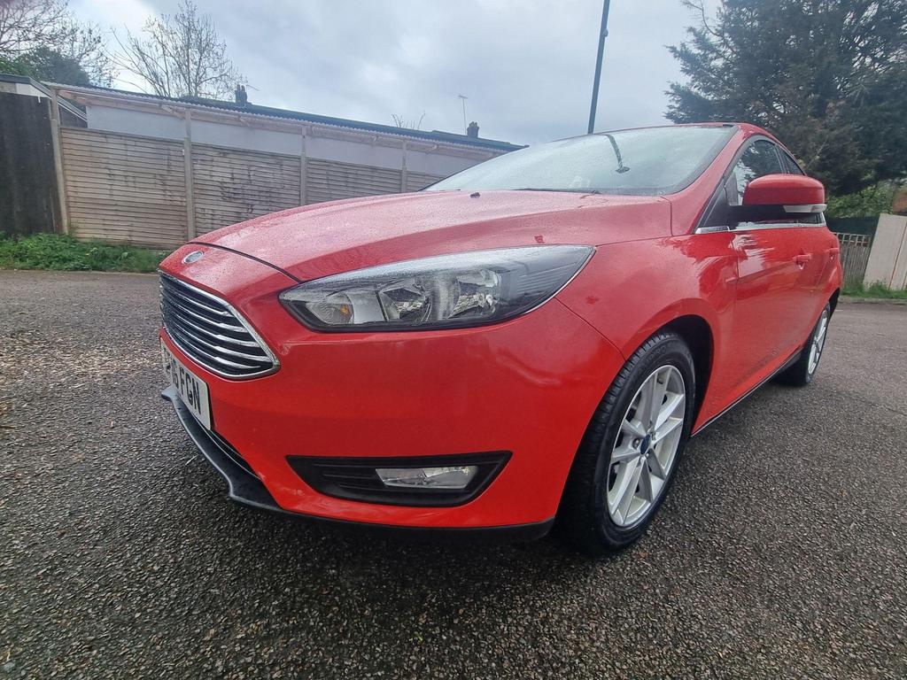 
								2016 Ford Focus 1.0T EcoBoost Zetec – £1645 full									