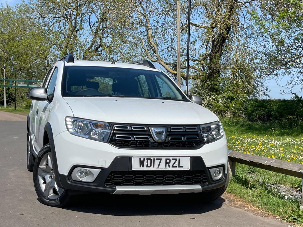 
								2017 Dacia Sandero Stepway 0.9L TCe Ambiance – £1350 full									