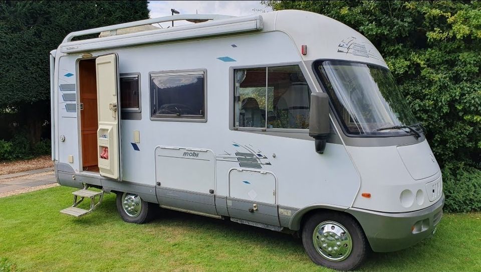 
								1998 Mercedes Hyme S520 – £4200 full									