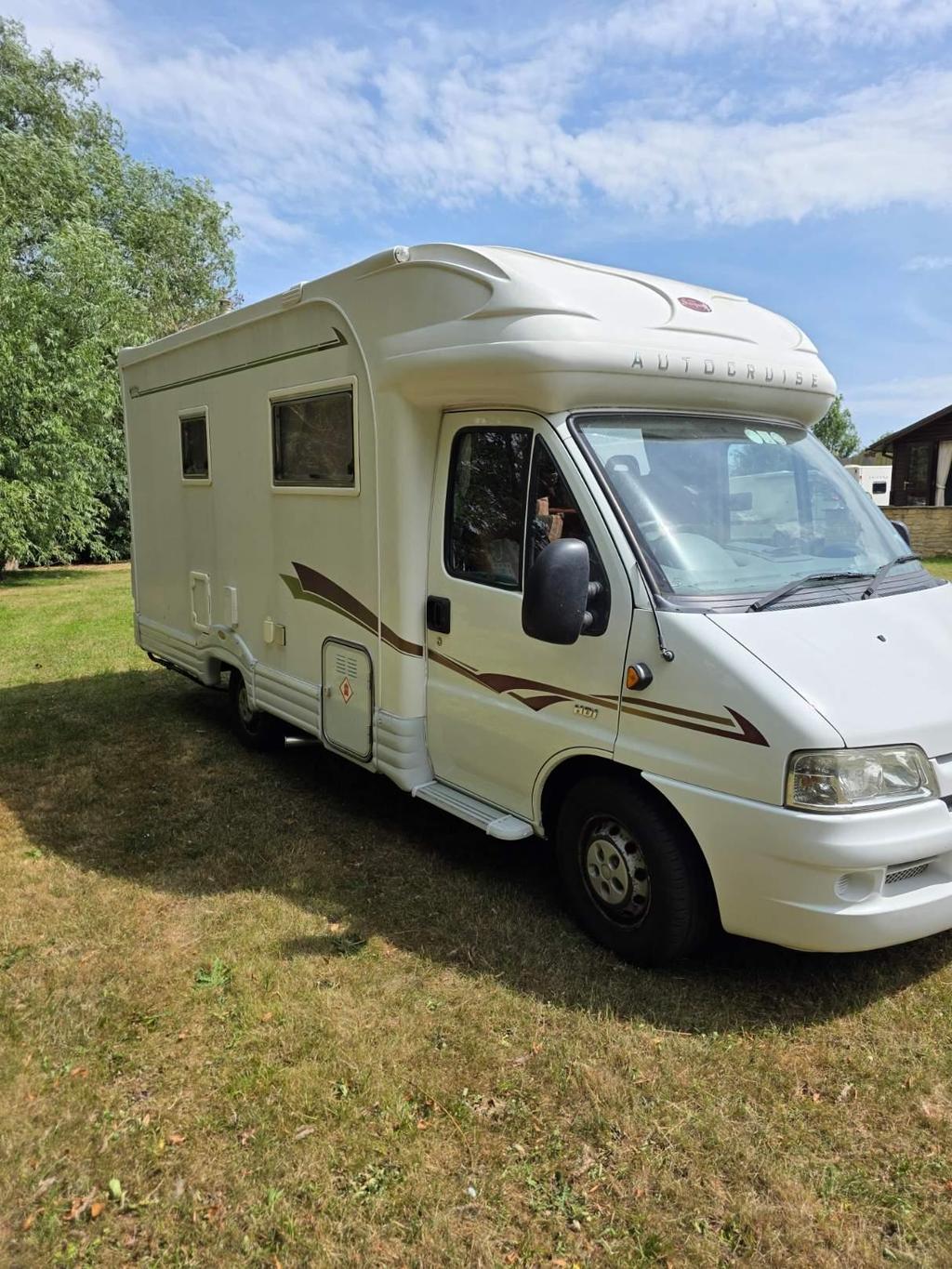 
								2004 Autocruise Starquest 2.8L HDI Peugeot Boxer 330 LX MWB HDi – £3480 full									
