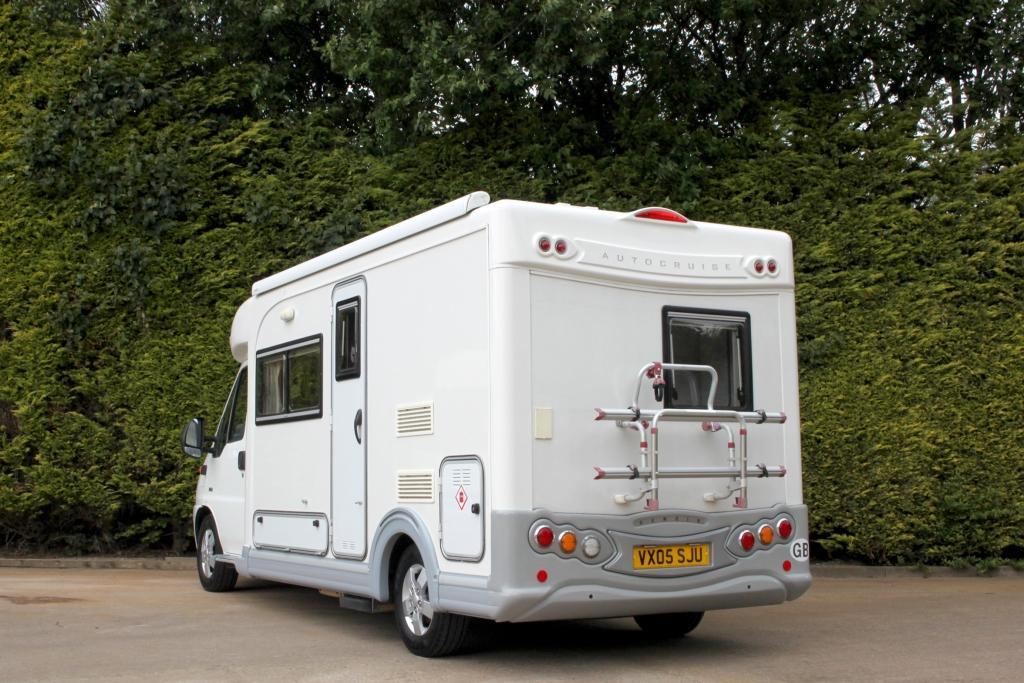 
								2005 Autocruise Starburst 2.2L HDI – £4400 full									