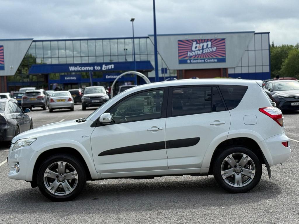 
								2011 Toyota RAV4 2.2L D-CAT SR – £1680 full									