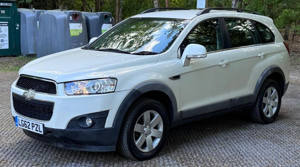 
								2012 Chevrolet Captiva 2.2L VCDi LT – £1350 full									