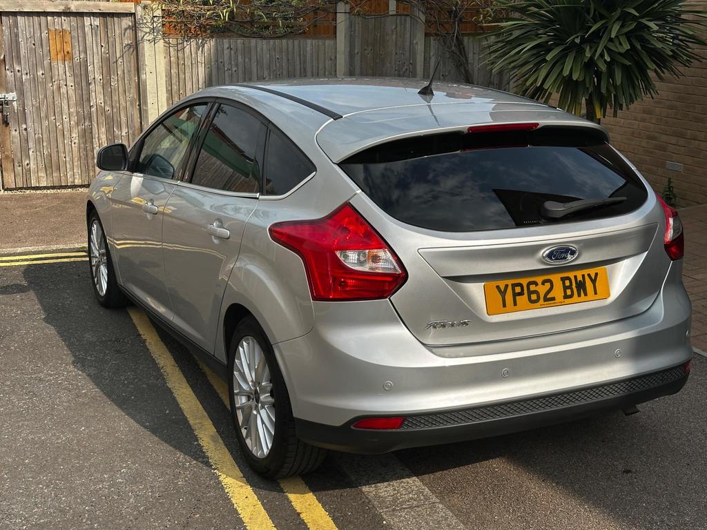 
								2012 Ford Focus 1.6L Zetec – £1295 full									