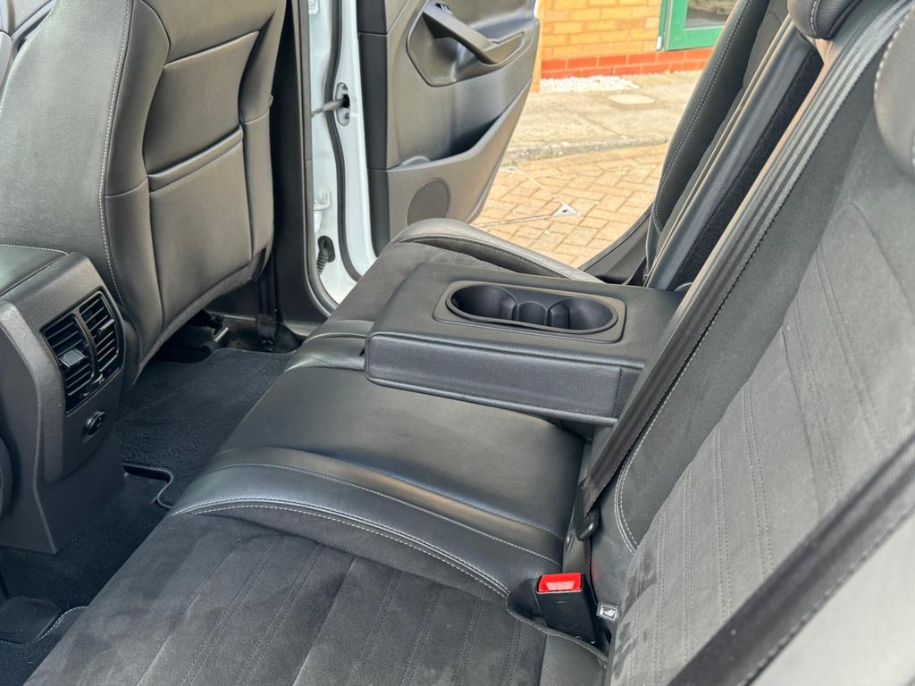 
								2017 Ford Kuga 1.5L TDCi ST-Line Powershift – £1750 full									