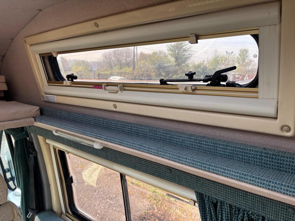 
								2004 Auto-Sleepers Symbol 2.2L 290 LX MWB HDI S/R – £3270 full									
