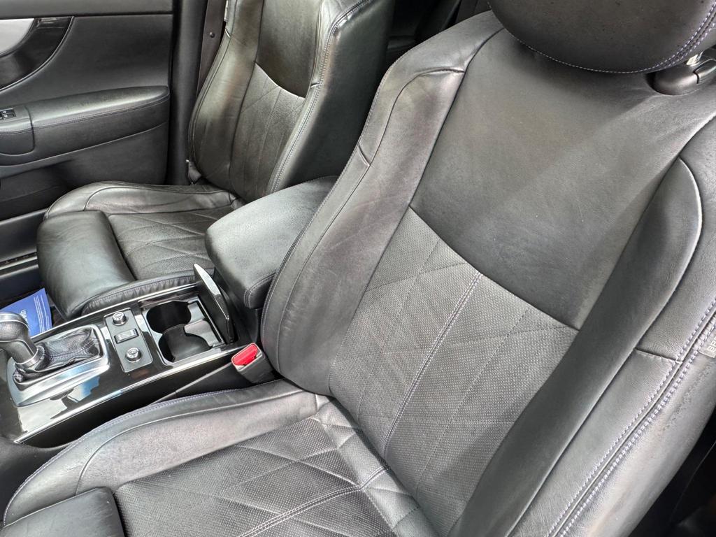 
								2016 Infiniti QX70 3.0L V6 Ultimate – £1780 full									