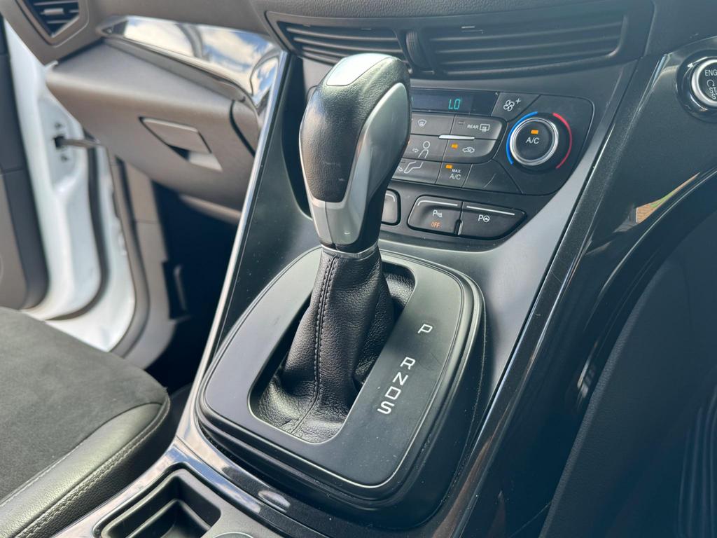 
								2017 Ford Kuga 1.5L TDCi ST-Line Powershift – £1750 full									