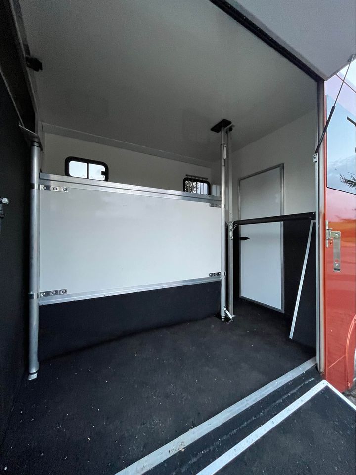 
								2018 Nissan NV400 2.3L 3.5T New Build Fotheringham 35 – £4000 full									