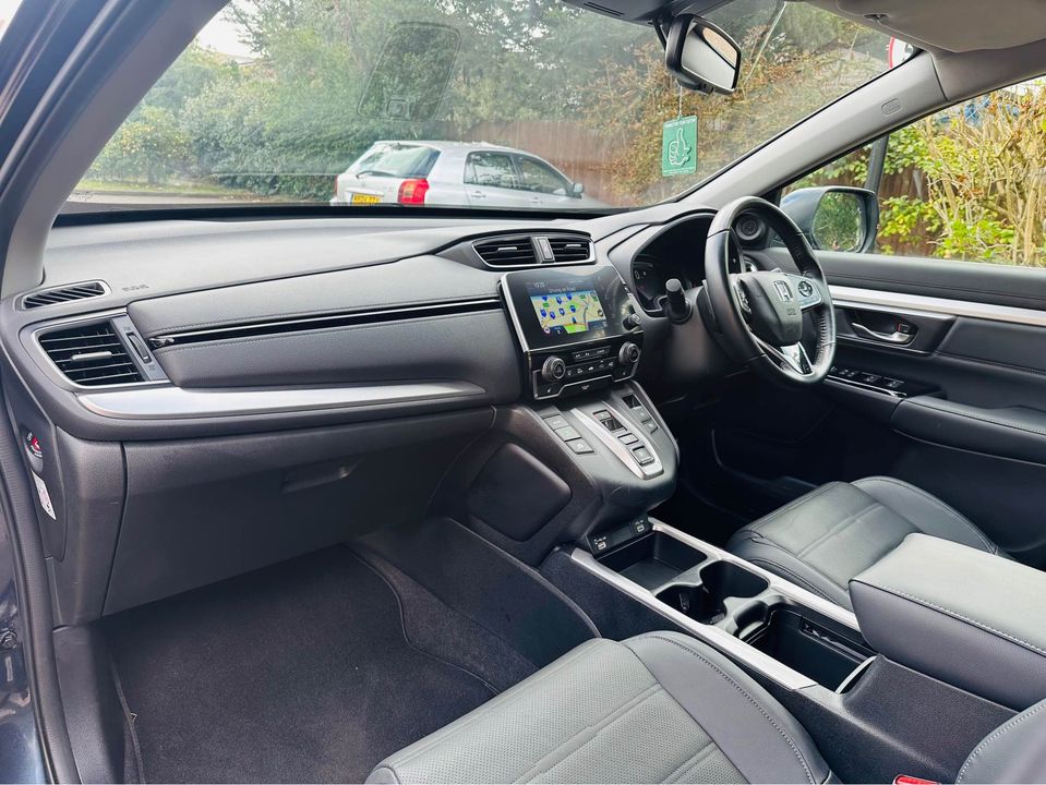 
								2021 Honda CR-V SR 2.0L Hybrid Petrol-Electric – £3700 full									