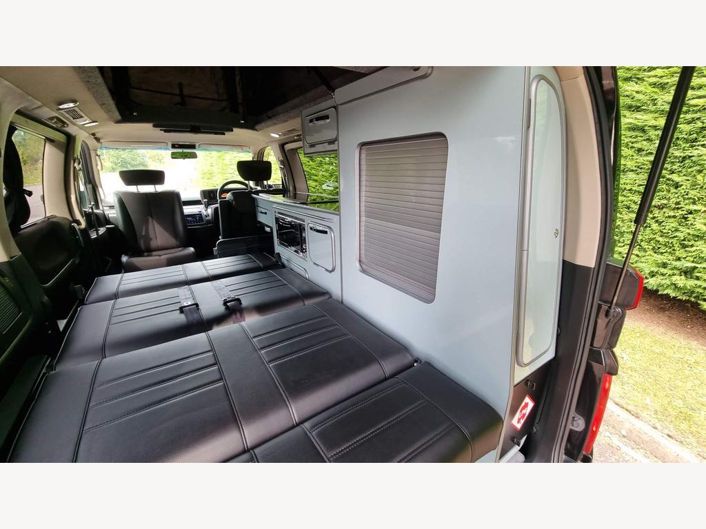 
								2005 Nissan Elgrand 3.5L Automatic – £4500 full									