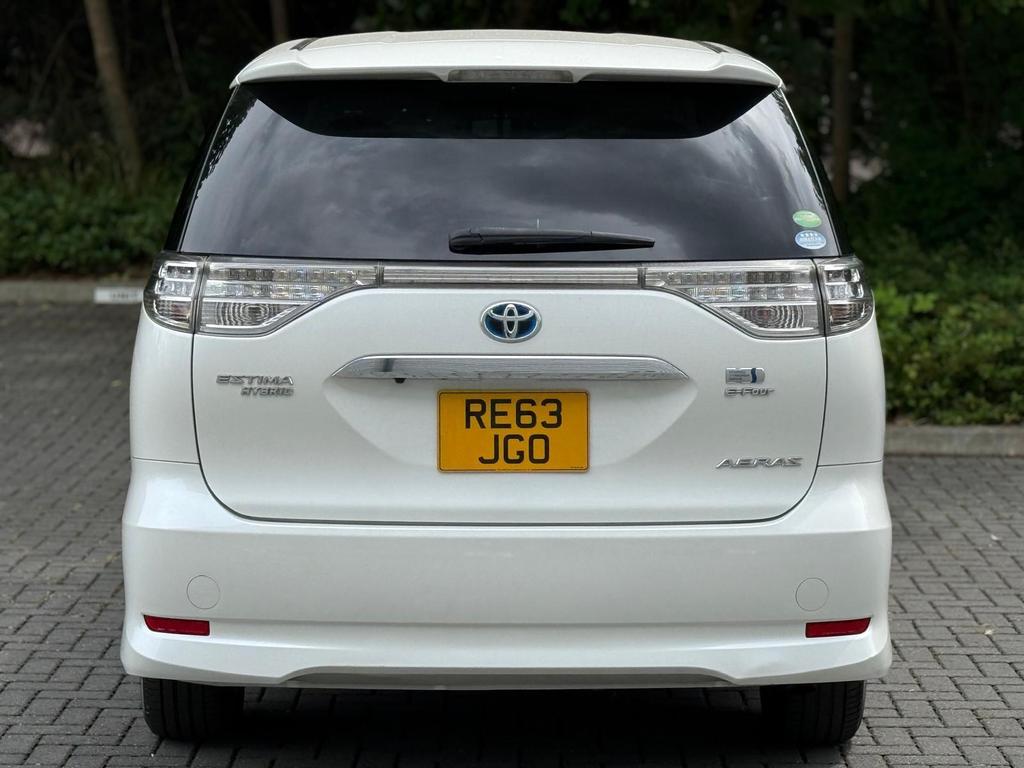 
								2013 Toyota Estima 2.4L Hybrid – £1600 full									