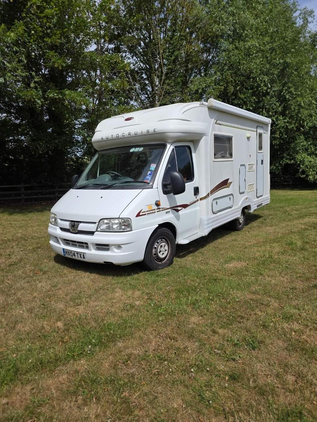 
								2004 Autocruise Starquest 2.8L HDI Peugeot Boxer 330 LX MWB HDi – £3480 full									