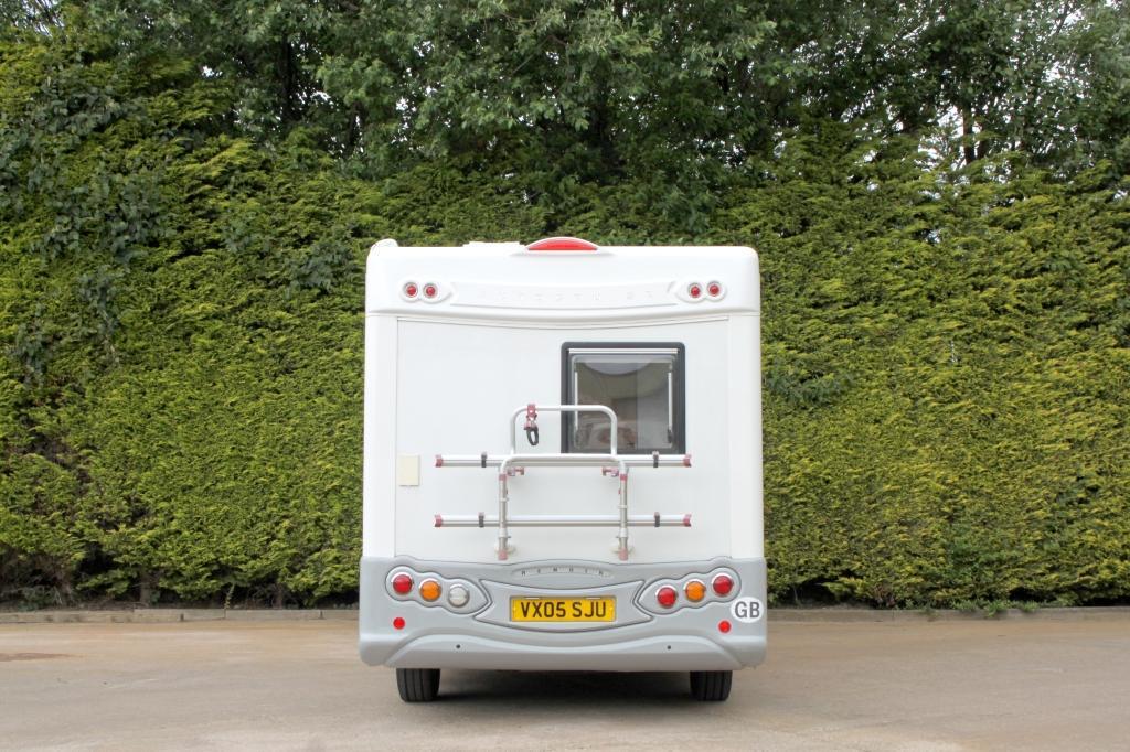 
								2005 Autocruise Starburst 2.2L HDI – £4400 full									