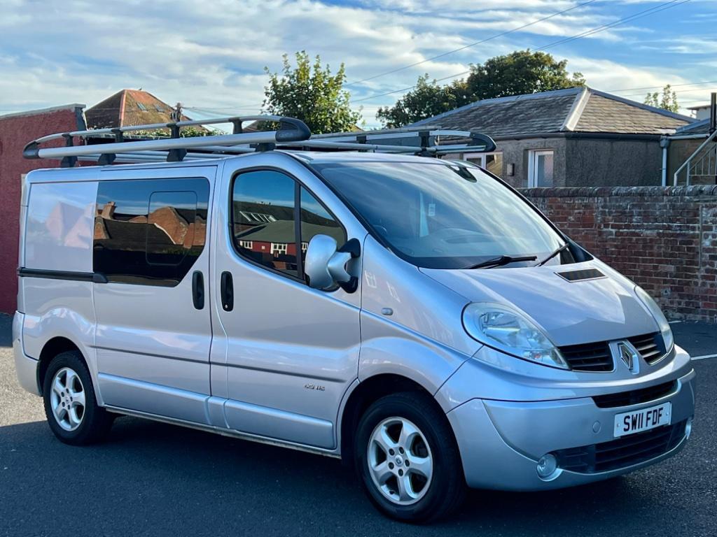 
								2011 Renault Trafic 2.0L dCi SL27 – £3150 full									