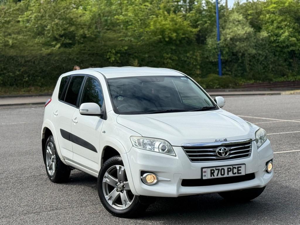 
								2011 Toyota RAV4 2.2L D-CAT SR – £1680 full									