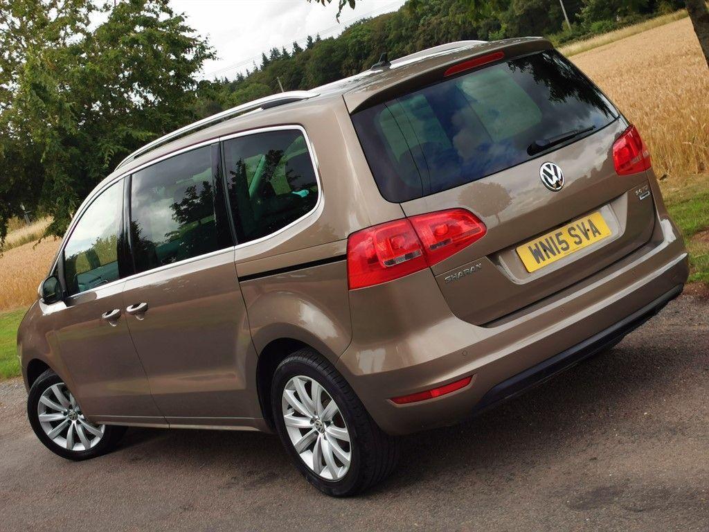 
								2015 Volkswagen Sharan 2.0L Diesel PANORAMIC ROOF – £3300 full									