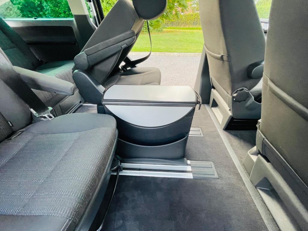 
								2016 Volkswagen Caravelle 2.0L BiTDI BlueMotion Tech SE – £6000 full									