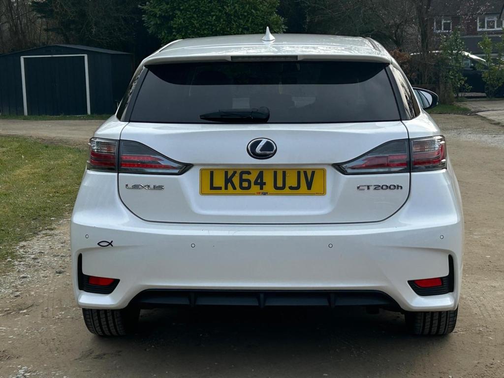 
								2014 Lexus CT 1.8L Hybrid – £1850 full									