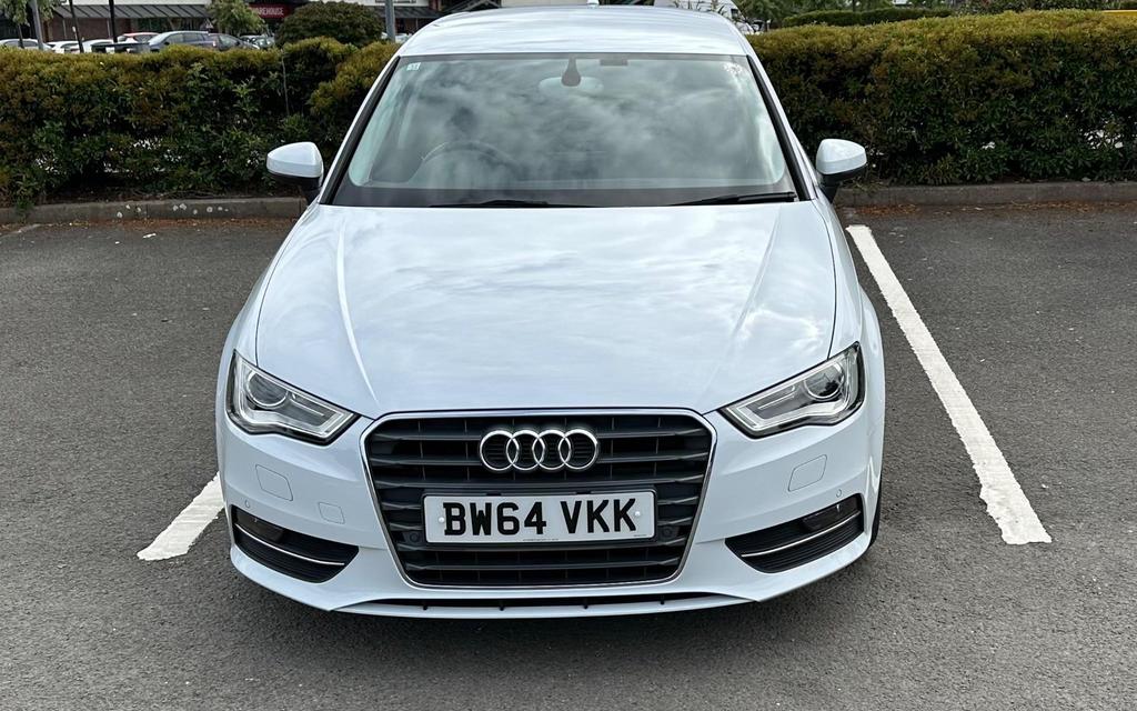 
								2014 Audi A3 1.4L TFSI CoD Sport Sportback S – £1600 full									