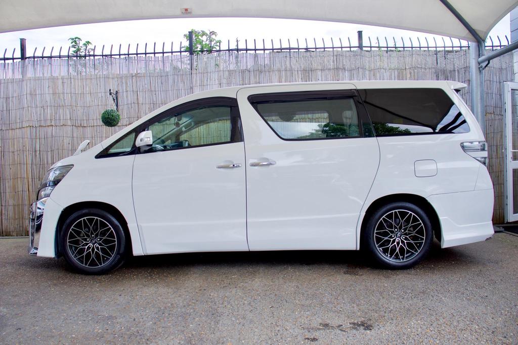 
								2014 Toyota Vellfire 2.4L Premium Modellista – £2000 full									