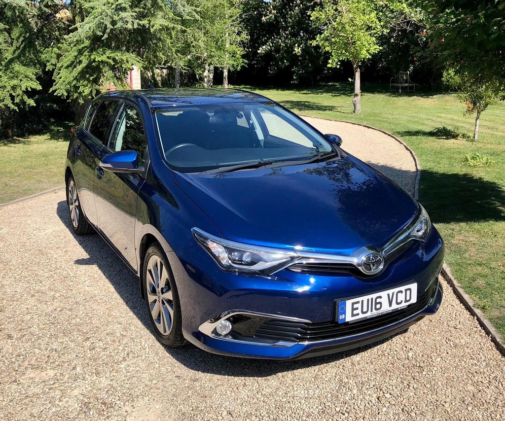 
								2016 Toyota Auris 1.2L VVT-i Excel – £1720 full									