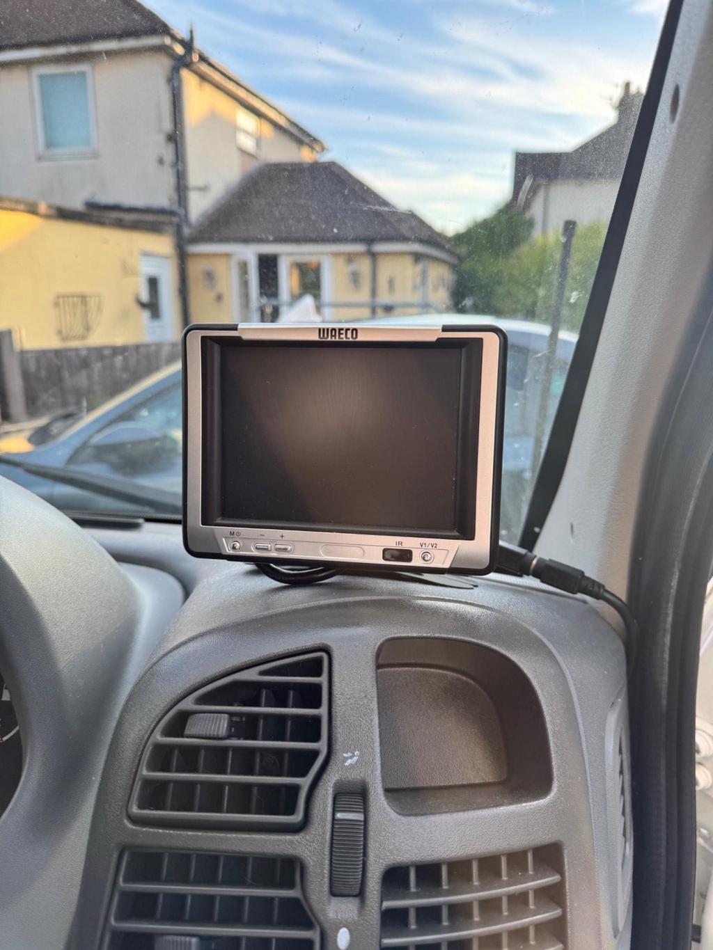 
								2004 Autocruise Starblazer 2.8L HDI Peugeot Boxer – £3850 full									