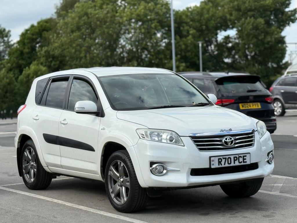
								2011 Toyota RAV4 2.2L D-CAT SR – £1680 full									