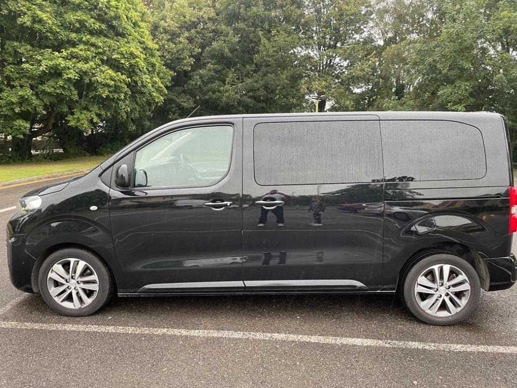 
								2017 Peugeot Traveller 2.0L BlueHDi Allure EAT6 MWB – £4300 full									