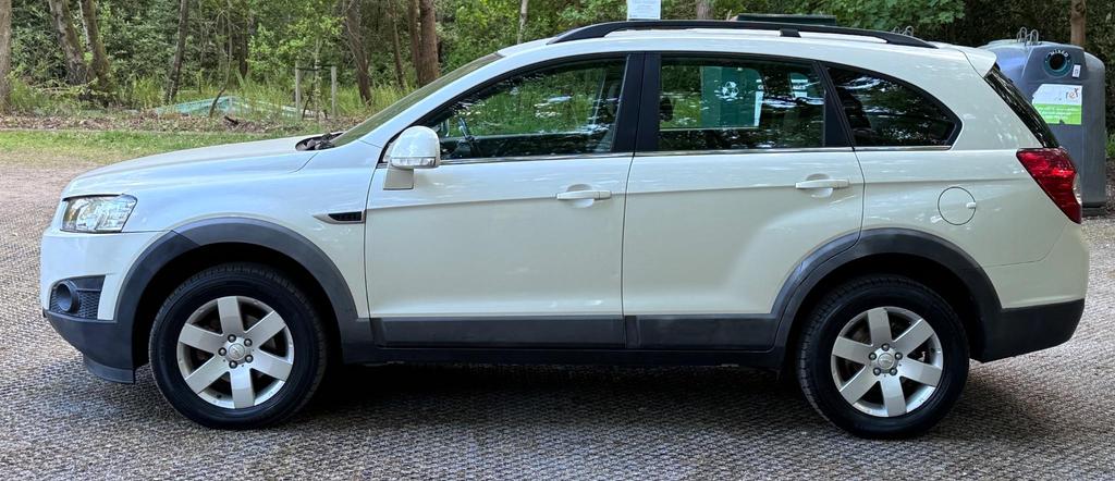 
								2012 Chevrolet Captiva 2.2L VCDi LT – £1350 full									