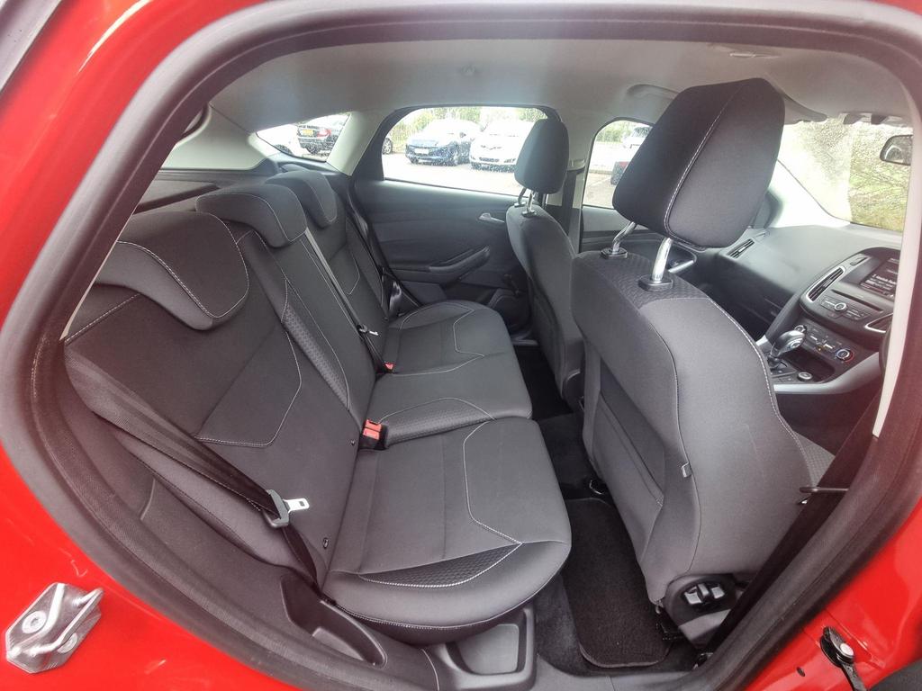 
								2016 Ford Focus 1.0T EcoBoost Zetec – £1645 full									