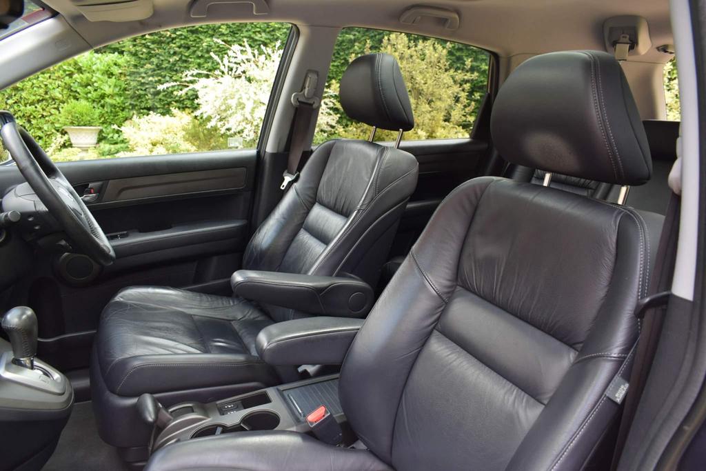 
								2010 Honda CR-V EX 2.0L – £1400 full									