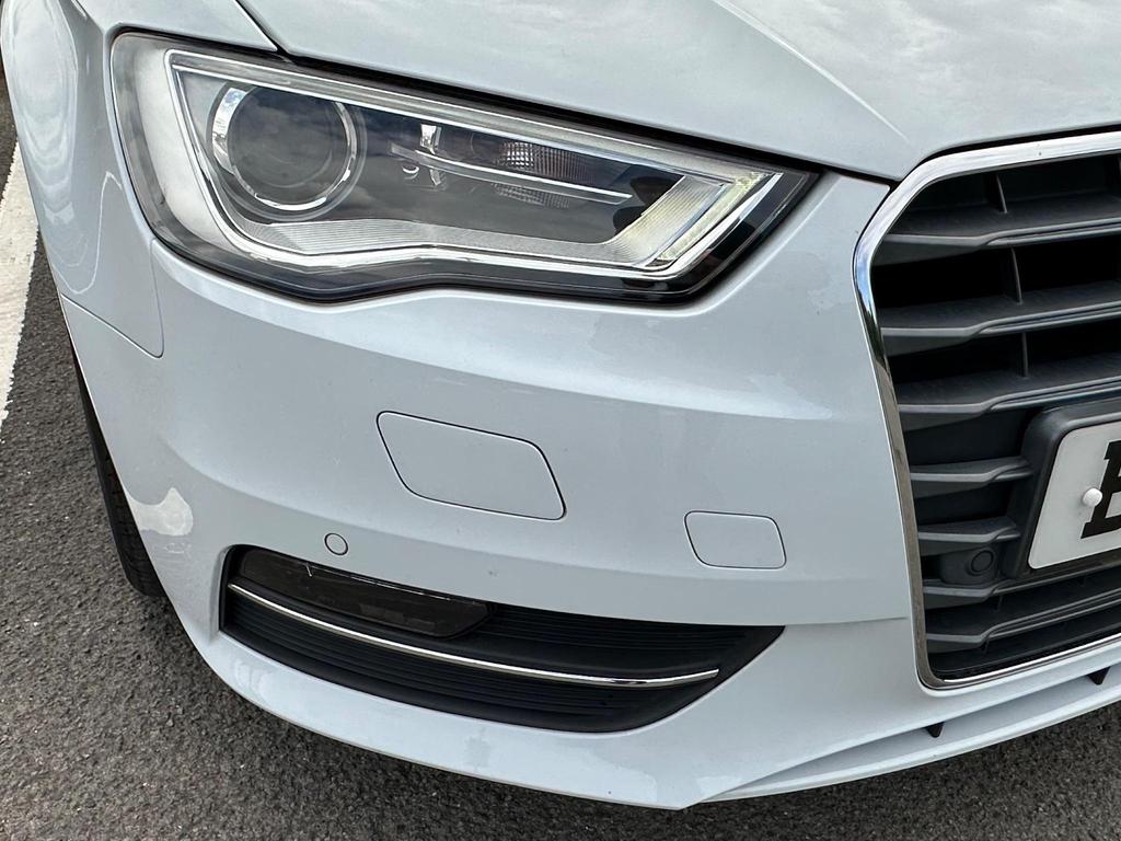 
								2014 Audi A3 1.4L TFSI CoD Sport Sportback S – £1600 full									