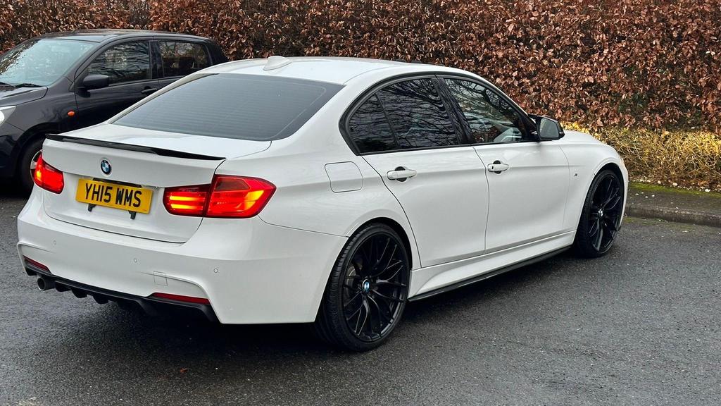 
								2014 BMW 3 Series 2.0L 320d M – £1750 full									