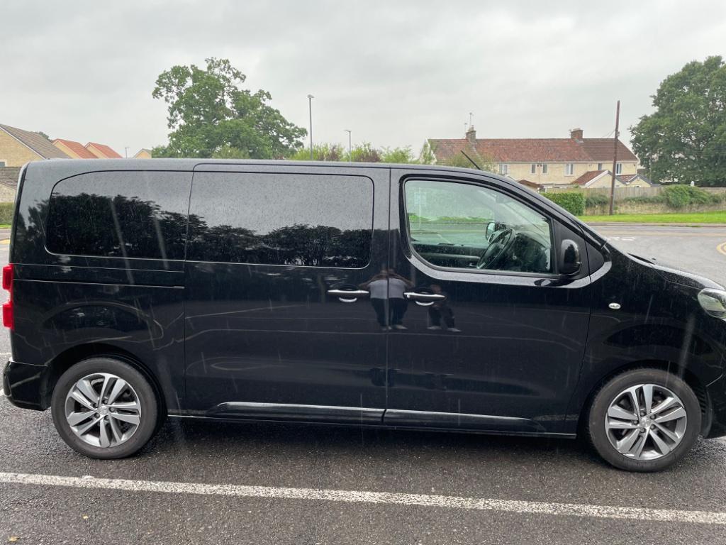 
								2017 Peugeot Traveller 2.0L BlueHDi Allure EAT6 MWB – £4300 full									