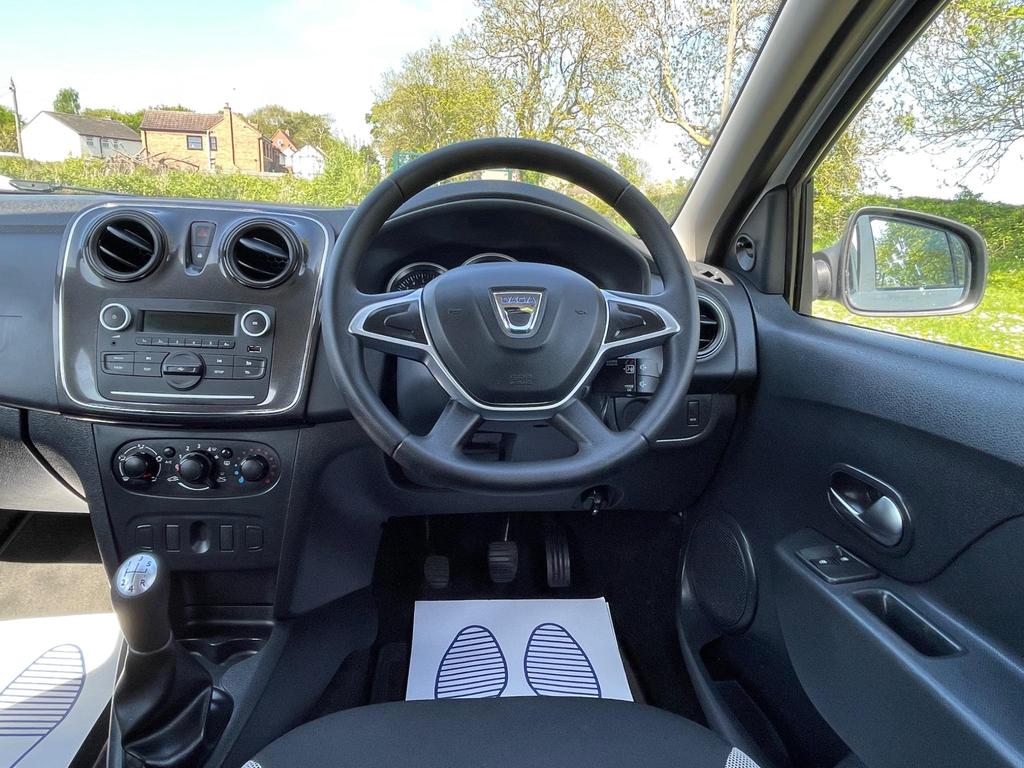
								2017 Dacia Sandero Stepway 0.9L TCe Ambiance – £1350 full									
