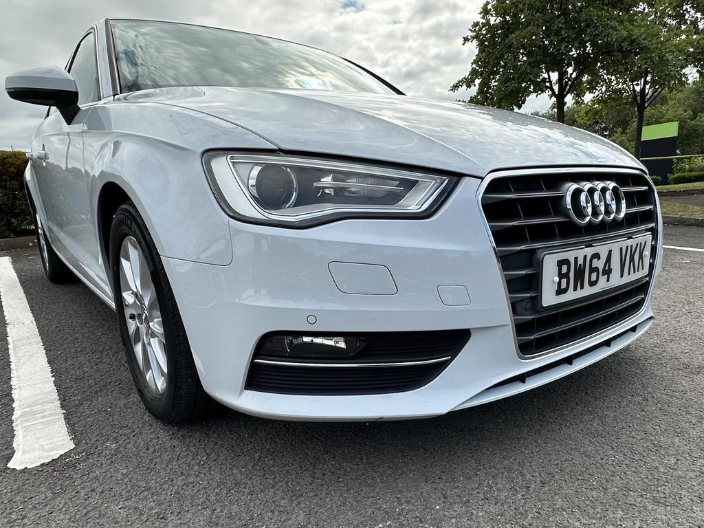
								2014 Audi A3 1.4L TFSI CoD Sport Sportback S – £1600 full									