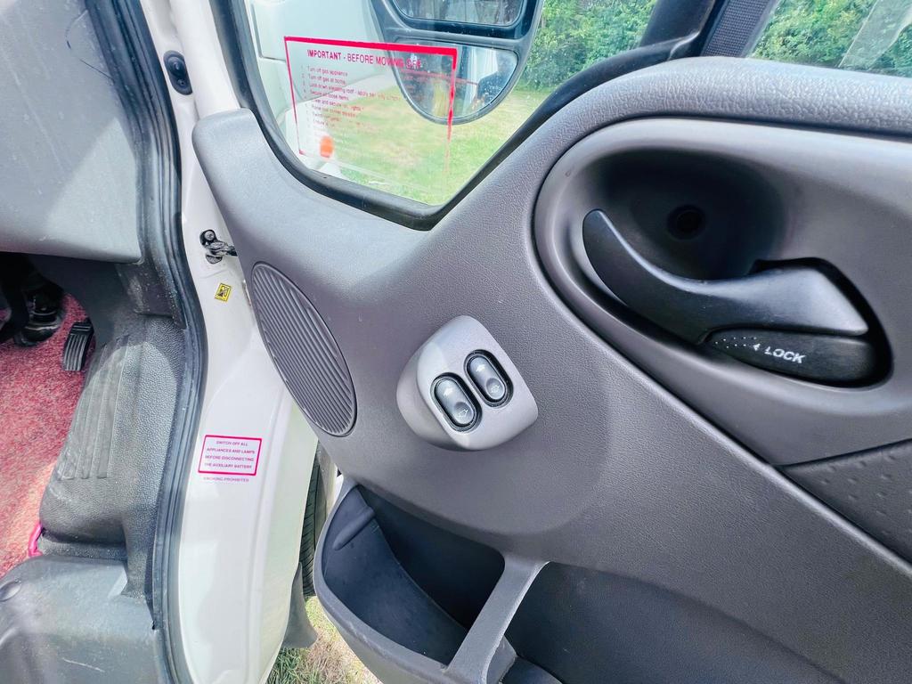 
								2002 Auto-Sleepers Ravenna 2.4L (120BHP) – £3100 full									